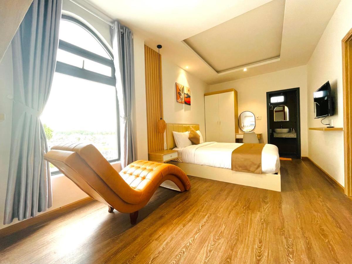 Torino Hotel Dalat エクステリア 写真