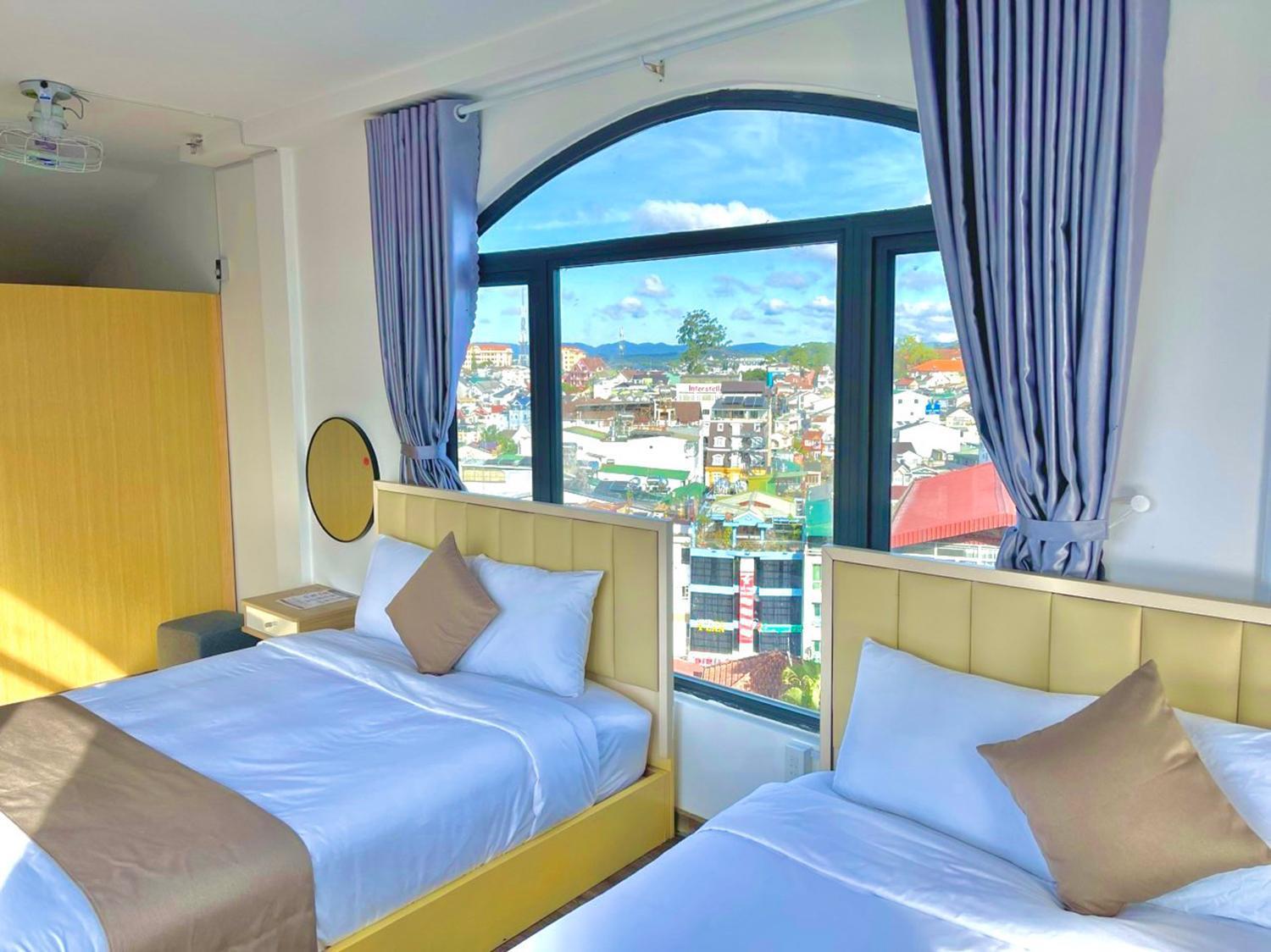 Torino Hotel Dalat エクステリア 写真